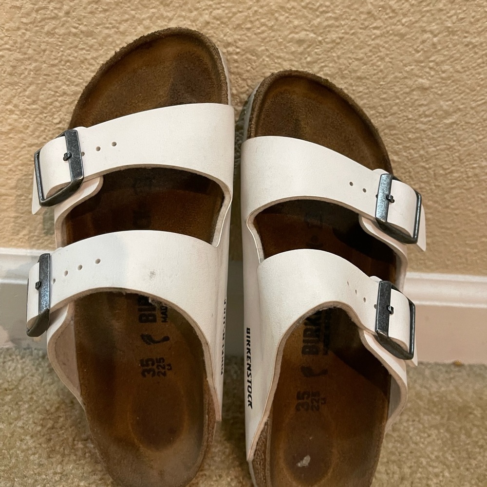 Pre loved Birken Slippers